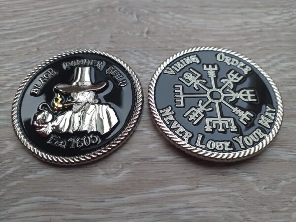 LUMINOUS Viking Order Vegvisir – Viking/Norse Compass Wayfarer Symbol Challenge Coin/Totem – 50mm